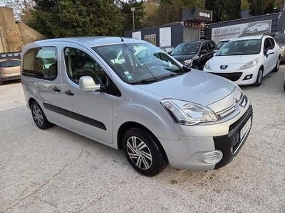 Gris Occasion 2014 Citroën Berlingo XTR Monospace | 7 990 € (Prix juste)