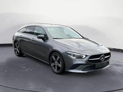 Gris Occasion 2022 Mercedes CLA200 Progressive Break | 32 990 € (Prix juste)