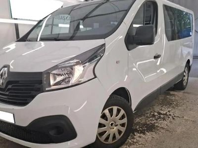 Blanc Occasion 2018 Renault Trafic Life Monospace | 26 900 € (Prix cher)