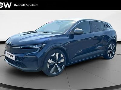 Bleu Occasion 2023 Renault Mégane Techno Berline | 25 990 € (Prix juste)