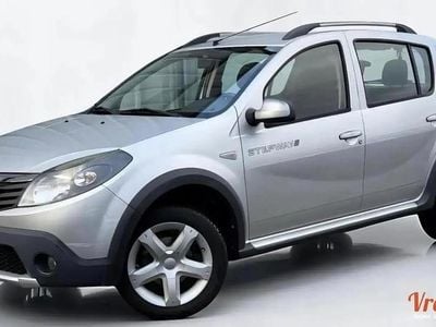 Occasion Dacia Sandero Stepway 91 ch (66 kW) 2010 Gris Berline