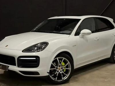 Gris Occasion 2018 Porsche Cayenne SUV | 49 990 € (Prix juste)