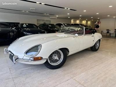 Blanc Occasion 1967 Jaguar E-Type Cabriolet | 179 000 €