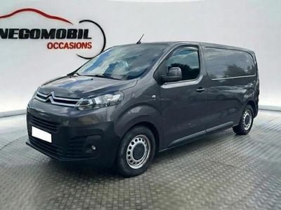 Gris Occasion 2017 Citroën Jumpy Business Class Monospace | 17 990 € (Prix assez cher)