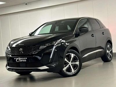 Gris Occasion 2022 Peugeot 3008 Allure SUV | 19 900 € (Prix juste)