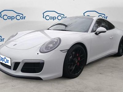 Porsche 911 Carrera 4 GTS
