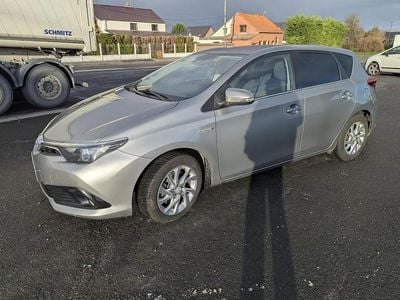 Occasion Toyota Auris 99 ch (72 kW) 2016 Gris Berline