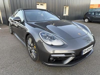 Porsche Panamera Turbo