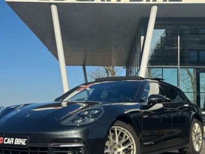 Porsche Panamera 4