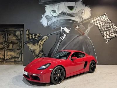 Rouge Occasion 2019 Porsche 718 Cayman Sport Coupé | 59 990 €