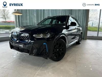 Carbonschwarz métallisé Occasion 2025 BMW iX3 M Sport SUV | 55 900 € (Prix juste)