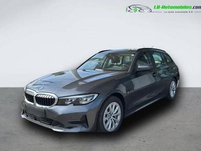 BMW 330e