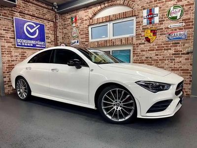 Blanc Occasion 2021 Mercedes CLA250 AMG line Berline | 35 970 €