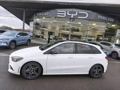 Blanc Occasion 2021 Mercedes B200 Monospace | 26 900 €