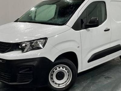 Occasion Peugeot Partner 102 ch (75 kW) 2023 Monospace