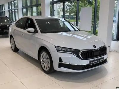 Blanc Occasion 2024 Skoda Octavia Selection Berline | 32 800 € (Prix juste)