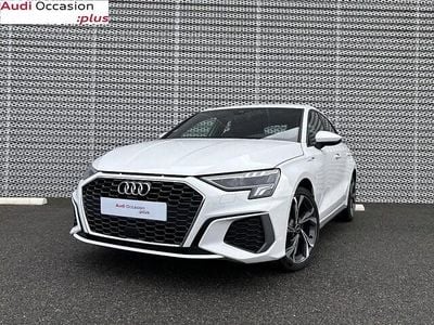 Blanc ibis Occasion 2023 Audi A3 Sportback e-tron S-Line Citadine | 30 790 € (Bon prix)