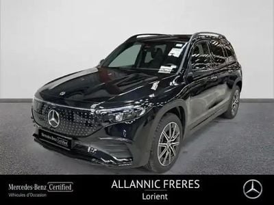 Mercedes EQB250+