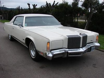 Blanc Occasion 1996 Chrysler New Yorker Berline | 28 000 €