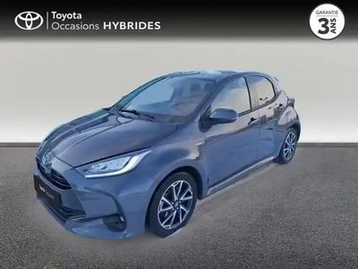 Gris Occasion 2021 Toyota Yaris Hybrid Design Berline | 17 890 € (Prix juste)