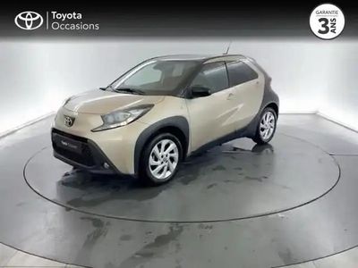 Bi ton beige Occasion 2022 Toyota Aygo X Design SUV | 15 850 € (Prix juste)