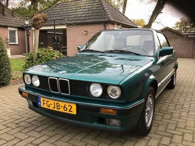 Occasion BMW 320 Cabriolet 129 ch (94 kW) 1992 Vert Cabriolet