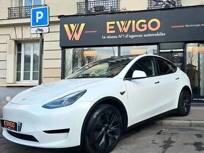 Occasion Tesla Model Y Standard Range 220 kW (300 ch) 2024 Blanc SUV
