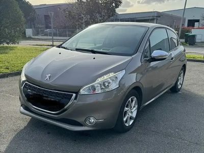 occasion Peugeot 208 1.6 e-HDi 92ch BVM5 Allure