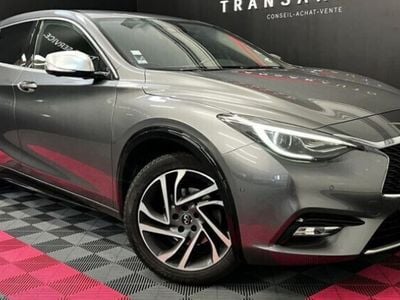 Infiniti Q30