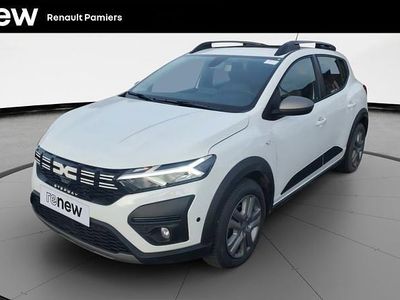Blanc Occasion 2023 Dacia Sandero Expression Citadine | 15 390 € (Prix juste)