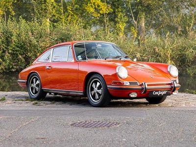 Occasion Porsche 911 160 ch (117 kW) 1968 Orange Coupé