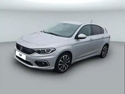 Gris maestro métallisé Occasion 2020 Fiat Tipo Lounge Berline | 13 299 € (Prix juste)