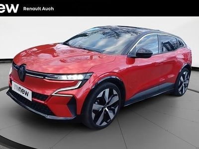 Rouge Occasion 2022 Renault Megane E-Tech Techno Berline | 20 990 € (Prix juste)