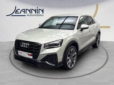 Argent rosée métallisé Occasion 2024 Audi Q2 S-Line SUV | 31 900 € (Prix juste)