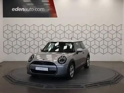 Melting silver iii Occasion 2024 Mini Cooper Classic Citadine | 27 000 € (Prix juste)