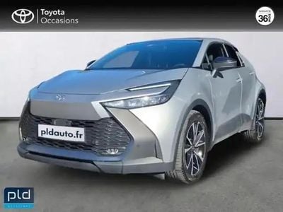 Gris minéral métallisé Occasion 2024 Toyota C-HR Design SUV | 27 490 € (Bon prix)