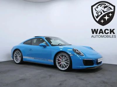 Porsche 911 Carrera 4S