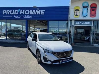 Blanc Occasion 2024 Peugeot 308 Allure Break | 24 990 € (Prix assez cher)