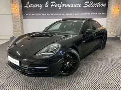 Porsche Panamera 4