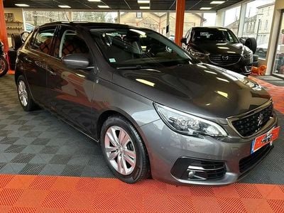Gris Occasion 2018 Peugeot 308 Business-Line Berline | 8 490 € (Prix juste)
