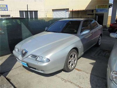 Alfa Romeo 166