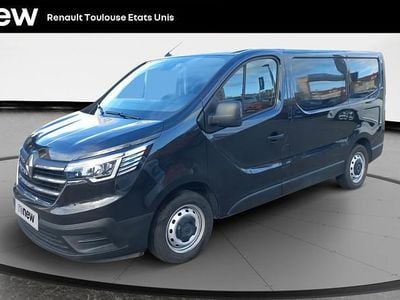Noir Occasion 2022 Renault Trafic Monospace | 17 790 € (Prix juste)