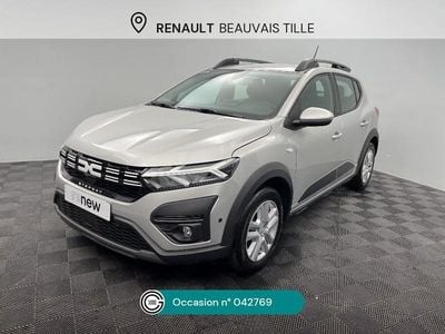 Gris Occasion 2024 Dacia Sandero Expression Citadine | 15 490 € (Prix juste)