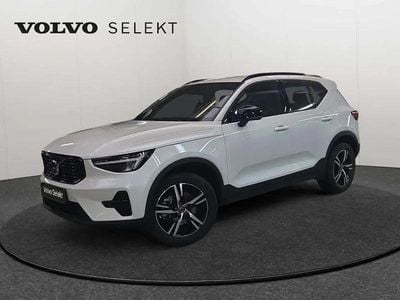 Blanc Occasion 2025 Volvo XC40 Plus SUV | 34 990 € (Bon prix)