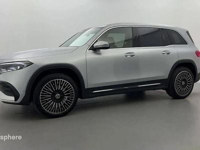 Mercedes EQB250+