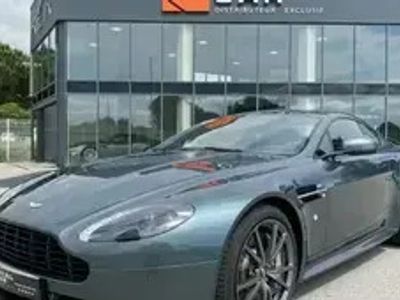 Aston Martin V8