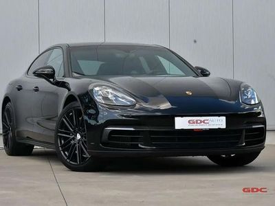 Porsche Panamera 4