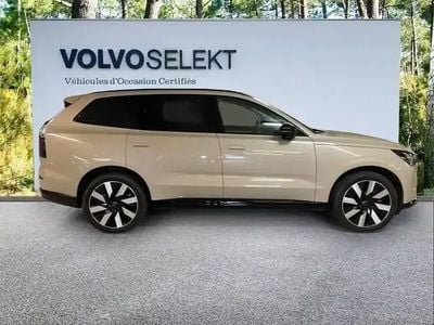 Sable dune Occasion 2024 Volvo EX90 Performance SUV | 94 490 € (Prix juste)