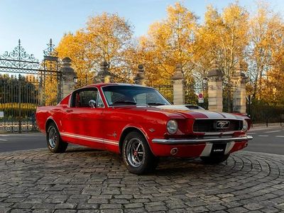 Occasion Ford Mustang Fastback 200 ch (147 kW) 1965 Rouge Coupé