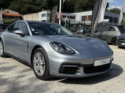 Porsche Panamera 4